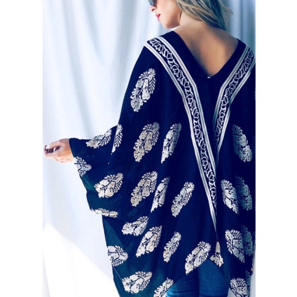 Boho Chic Tunic Top - BLACK - Picture 2 of 3